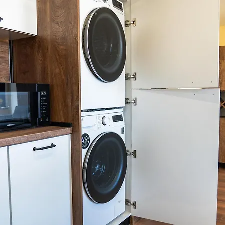 Grand * Gabrovo