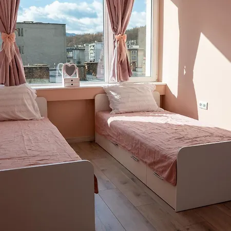 דירה Grand גברובו