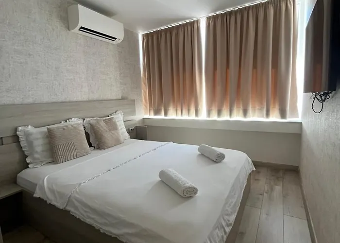 Grand * ガブロヴォ